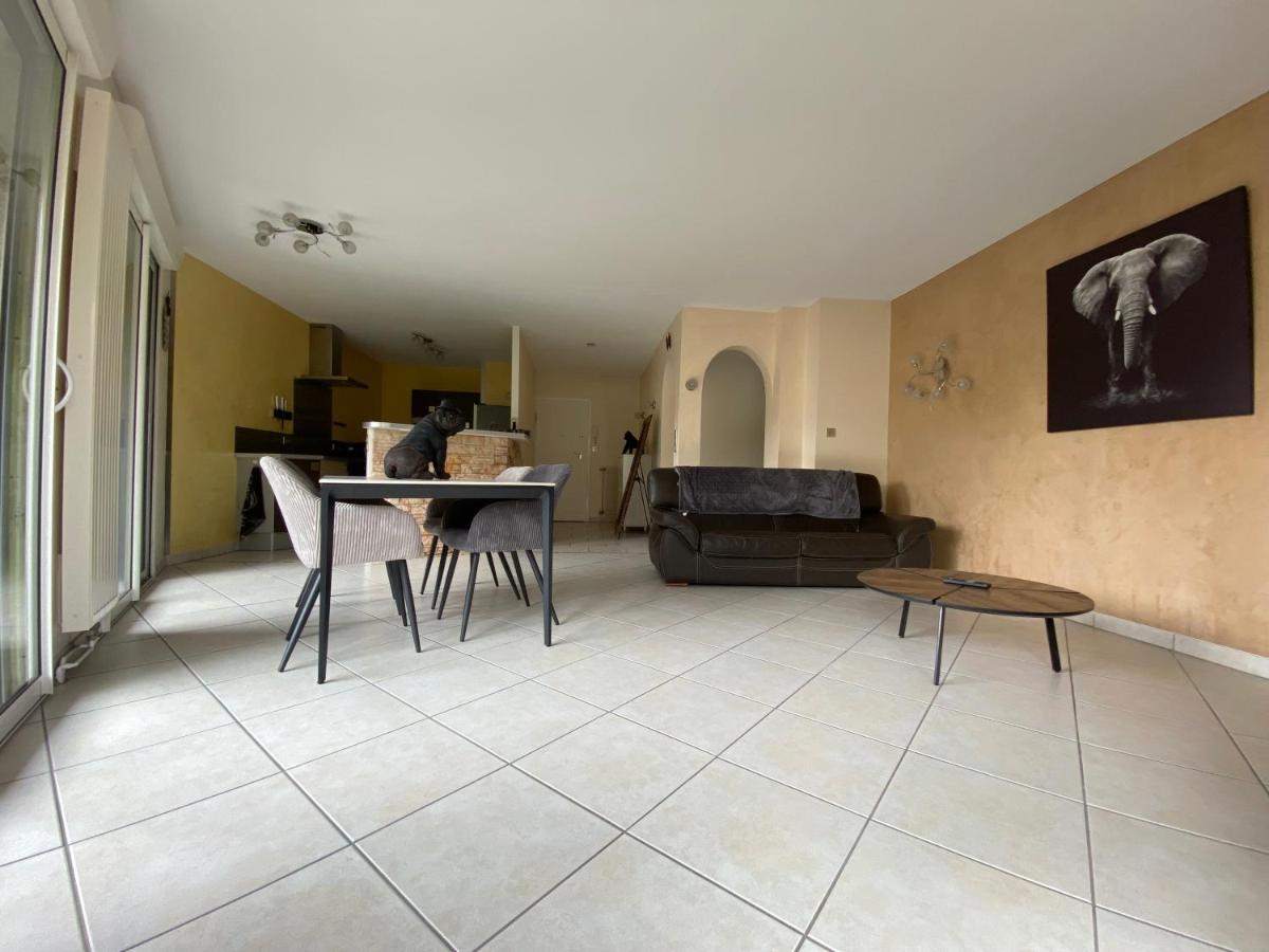Ferienwohnung Decouvrez Le Charme Au Coeur De Gap Exterior foto