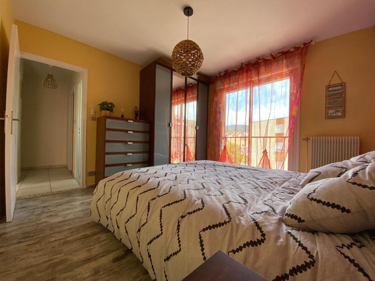 Ferienwohnung Decouvrez Le Charme Au Coeur De Gap Exterior foto
