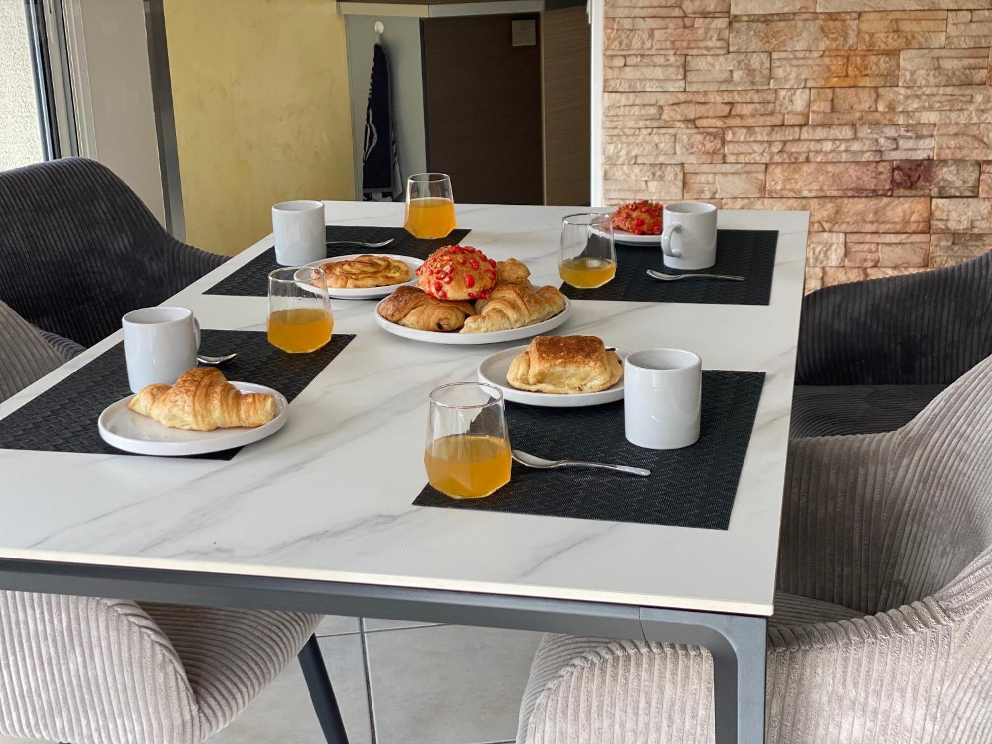 Ferienwohnung Decouvrez Le Charme Au Coeur De Gap Exterior foto