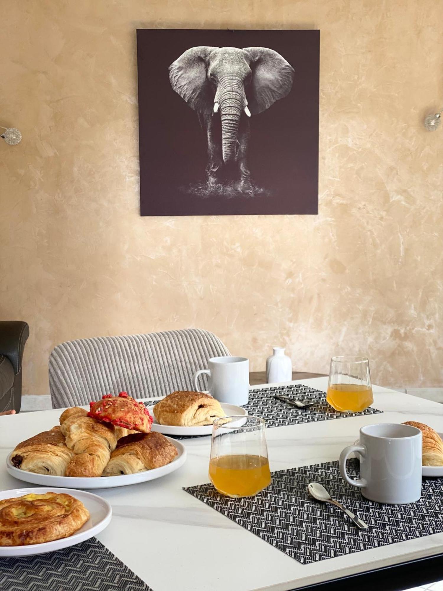 Ferienwohnung Decouvrez Le Charme Au Coeur De Gap Exterior foto